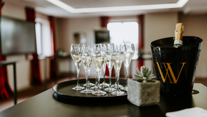 Walking dinner Waterloo