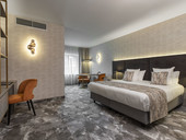 IN RENOVATIE